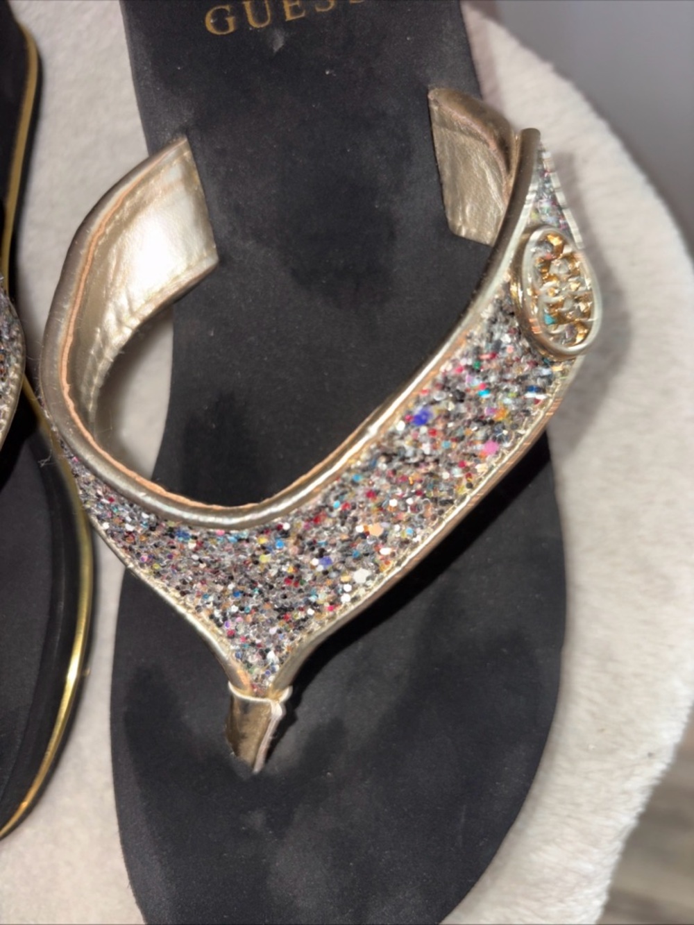 GUESS Gold Multicolor Glitter Sandals woman’s size 8